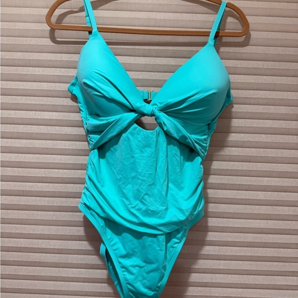 La Blanca Turquoise One-Piece Swimsuit - Picture 2 of 7